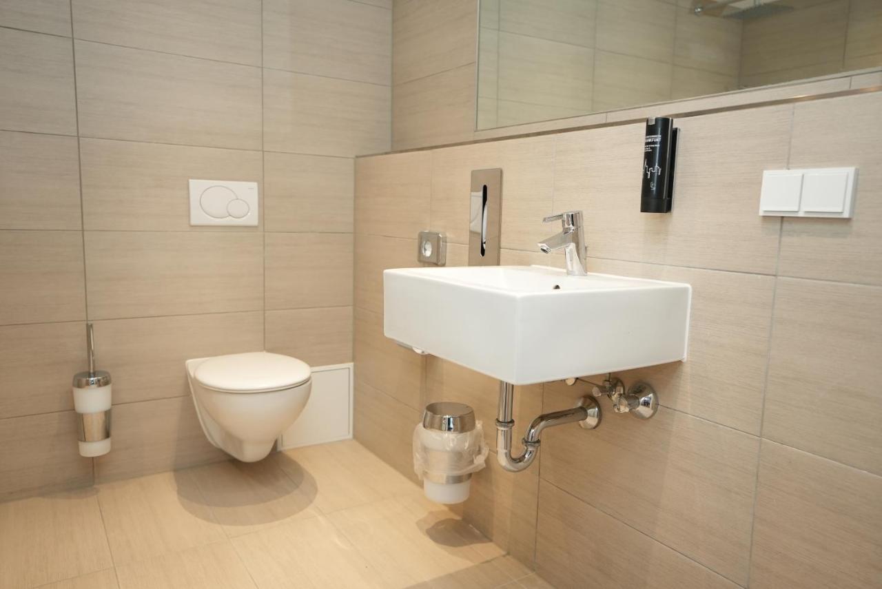 Boutique Kaiser - Hotel & Apartments Франкфурт-на-Майні Екстер'єр фото